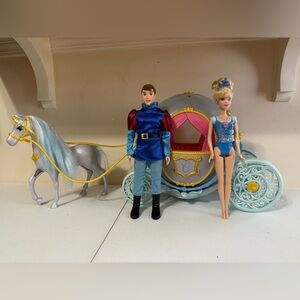 2010 Mattel Barbie Cinderella Princess Carriage & Horse
With Dolls